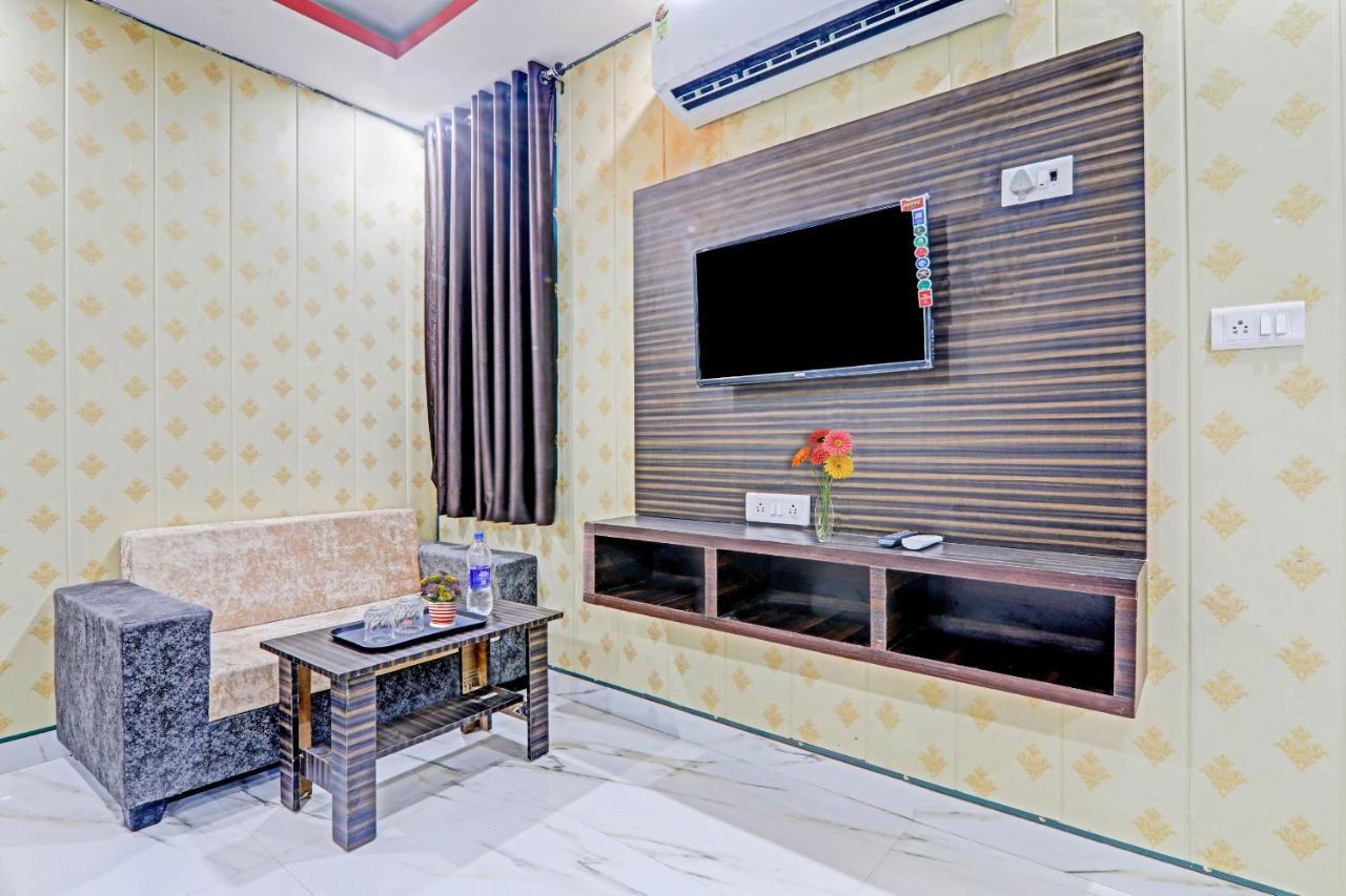 Capital O Sl Galxy Hotel Kanpur Exterior photo